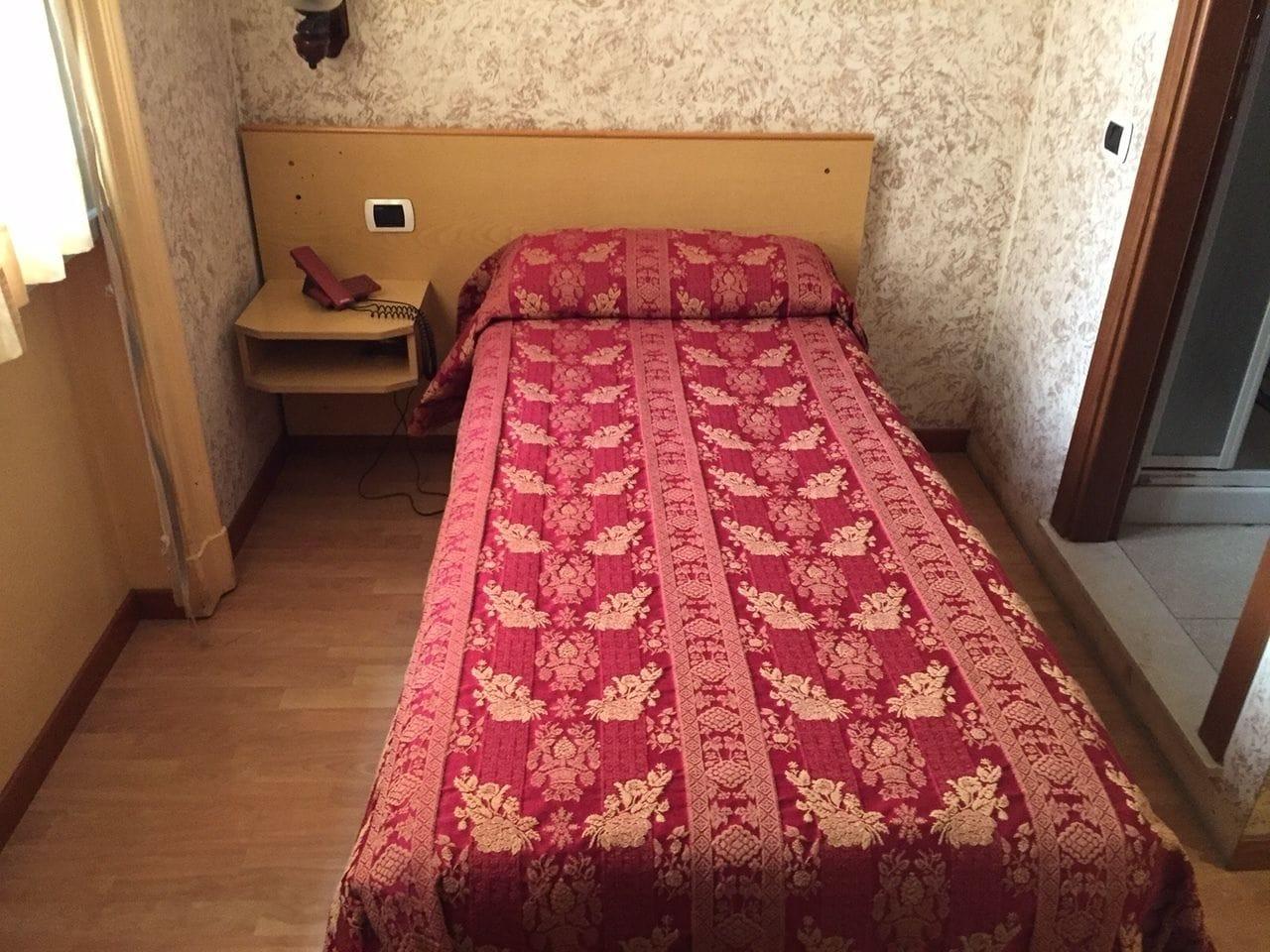 Hotel Nettuno Milan Luaran gambar